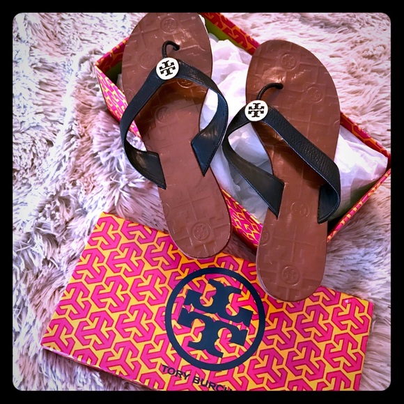 Tory Burch Shoes - Tory Burch Thora sandals in black, 9